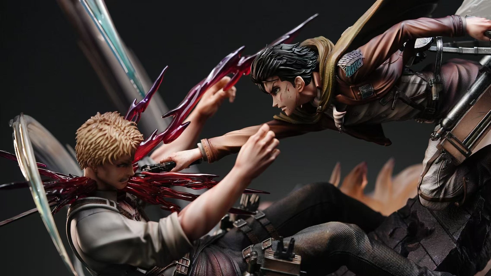 Sure Studio - Battle Series Levi Ackerman VS Reiner Braun Attack on Titan - Image 6